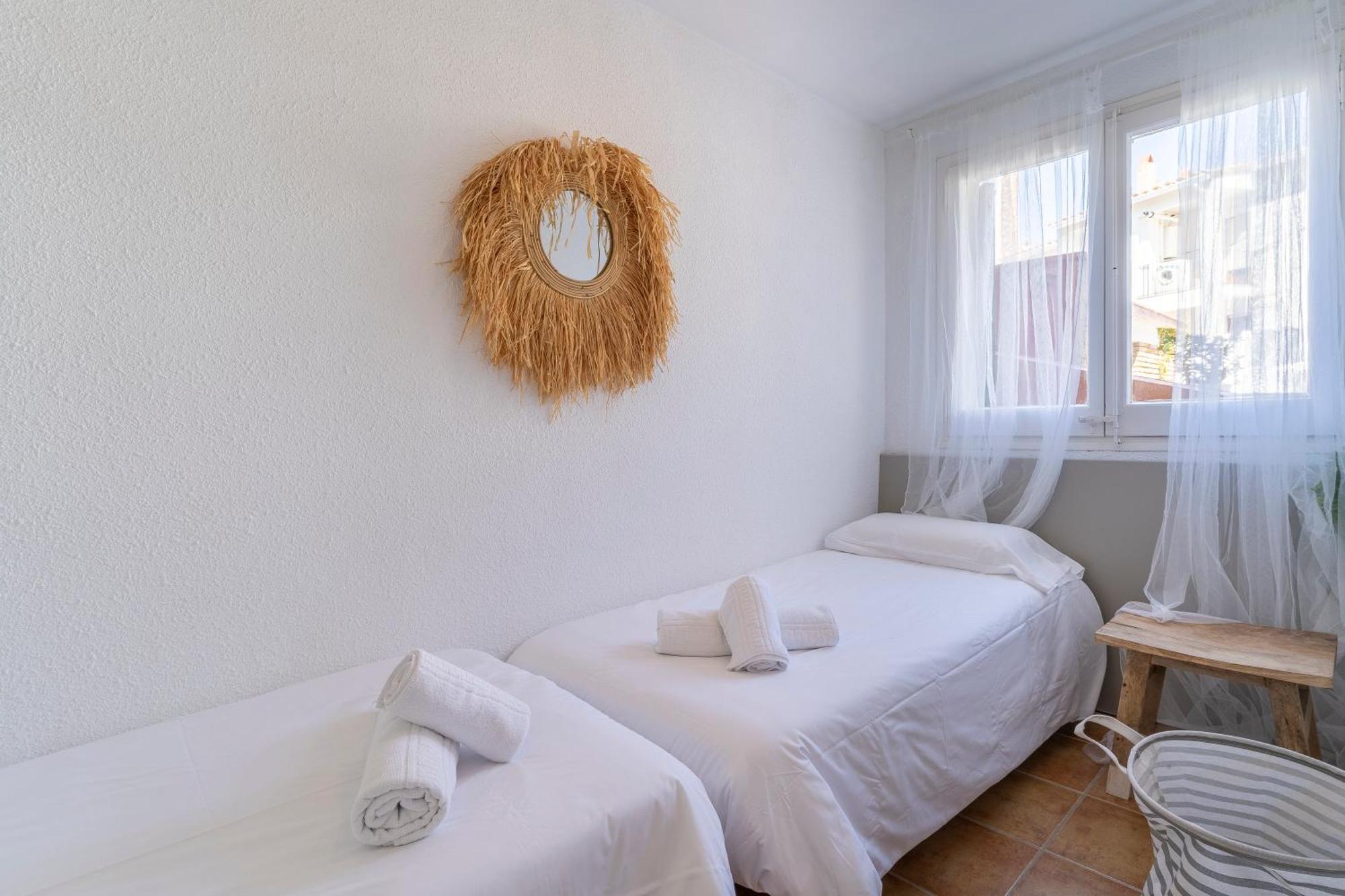 Apartamentos Casa Marea Calella Palafrugell Con Parking Calella De Palafrugell Bagian luar foto